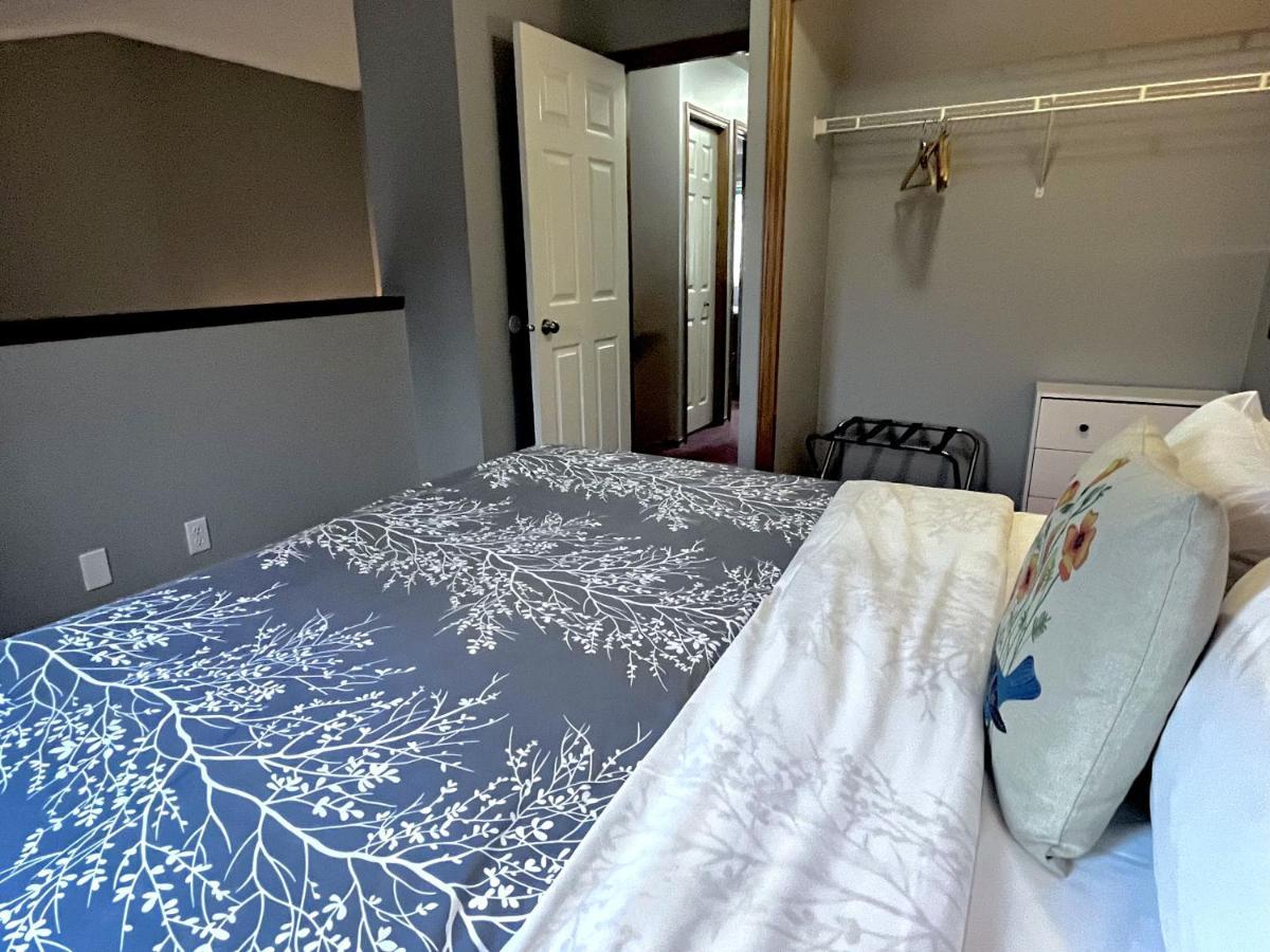 קאנמור Canadian Rockies Chalets מראה חיצוני תמונה