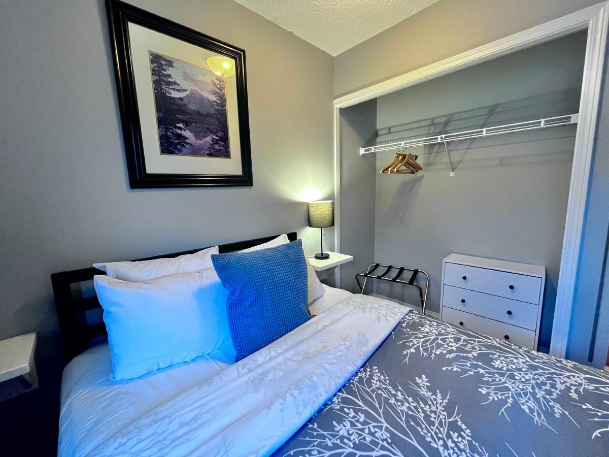 קאנמור Canadian Rockies Chalets מראה חיצוני תמונה