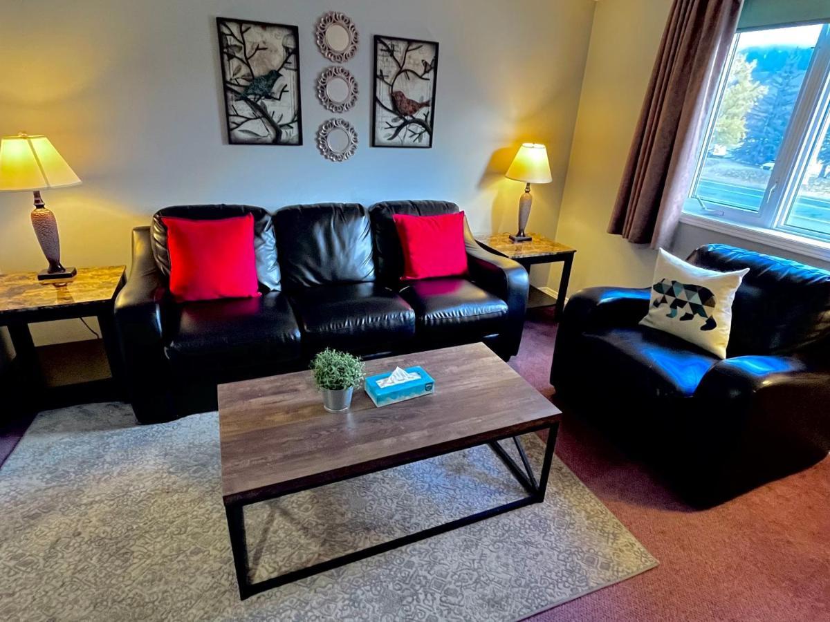 קאנמור Canadian Rockies Chalets מראה חיצוני תמונה
