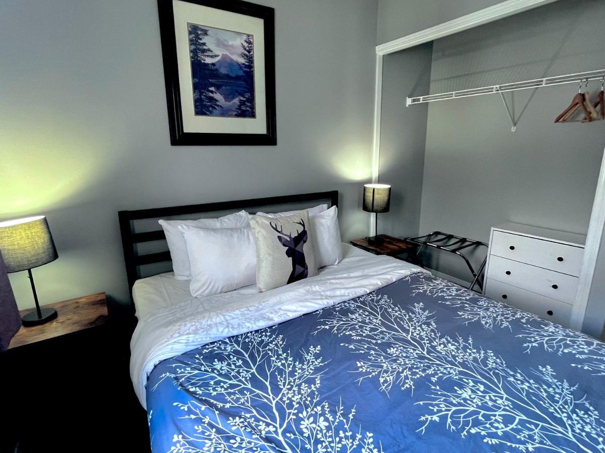 קאנמור Canadian Rockies Chalets מראה חיצוני תמונה